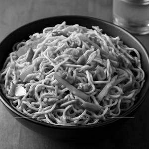 Veg Hakka Noodles