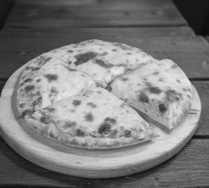 Farm house pizza