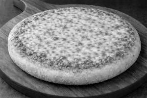 Classic Cheesy Pizza