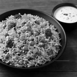 Veg Biryani With Raita  