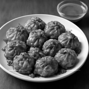 Veg Chilli Momos [10 Pieces]