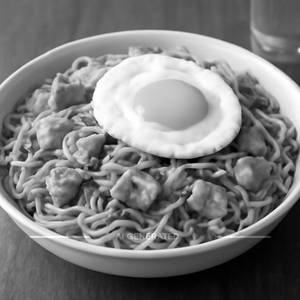 Egg chicken noodles