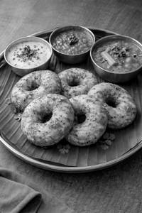 Medu Vada
