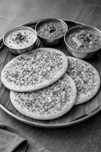 Sada Uttapam