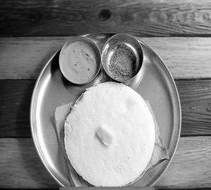 Ghee Thatte Idli