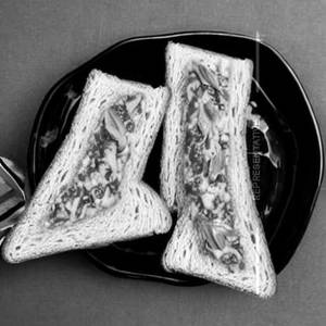 Bread jam