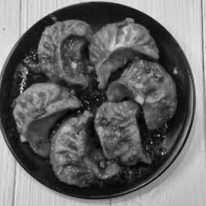Schezwan Momos Veg