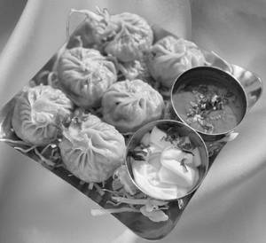 Steam Veg Momos(6Pcs)