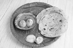 2 Kerala Parota with Egg Curry                         