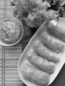 Thai Fresh Rice Paper Spring Rolls with Peanut sauce ( 3 rolls)