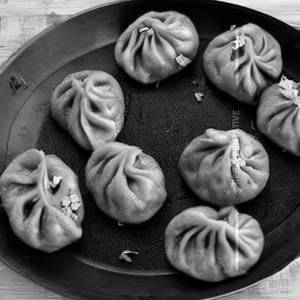 Veg Tandoori Momos 6 [Pieces]