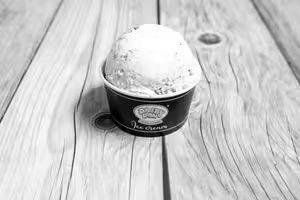 Swiss Cake Ice Cream (1 Scoop)