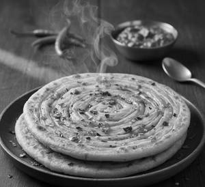 Laccha Paratha                                    