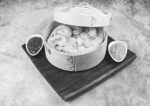Masala steam  paneer momos