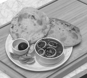 Chola Bhature [2 Pieces]