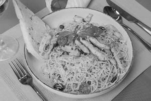 Aglio Olio Pasta With Chicken