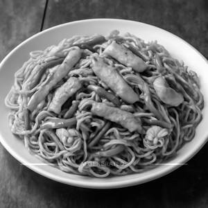 Chicken Egg Hakka Noodles