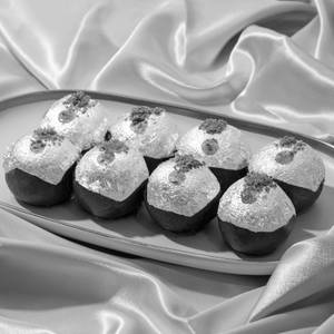 Gulkand Gulab Jamun