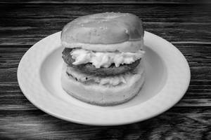 Full Cream Burger 