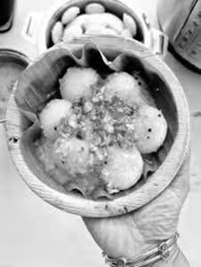 Idli-sambhar