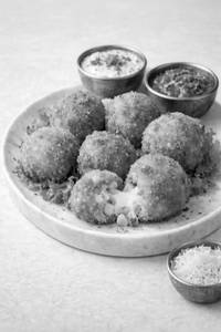 Crispy Corn & Cheese Balls