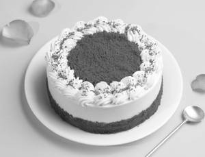 Classic Eggless Red Velvet Cake