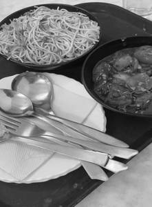 Hakka Noodle With Chilli Paneer Gravy