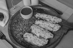 Cheese Garlic Bread