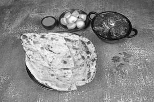Rajasthani Laal Maas With Butter Garlic Naan