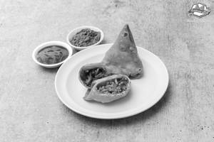Chinese Samosa(Noddles)