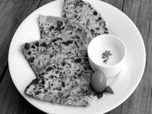 Ginger Garlic Paratha