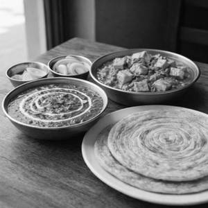 Paneer Makhani + Apki Rasoi Dal Makhani + 2 Laccha Paratha
