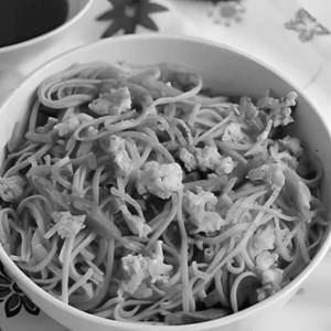 Schezwan Egg Fried Noodles