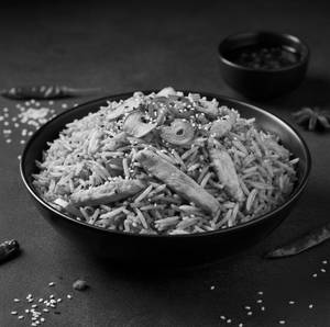 SINGAPURI CHICKEN FRIED RICE