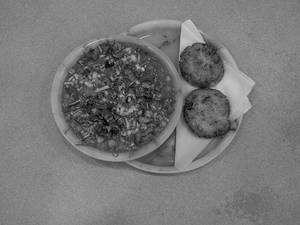 Ghugni Tikki Chat[2 pcs]
