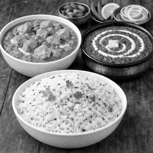 Paneer Makhani + Apki Rasoi Dal Makhani + Rice