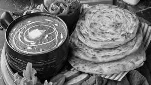 Dal + 2 Laccha Paratha