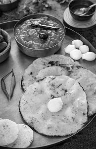 Makke Di Roti
