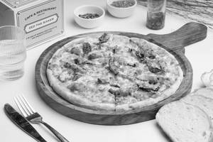 Spicy Chicken Pizza