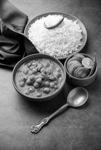 Cholay Rice