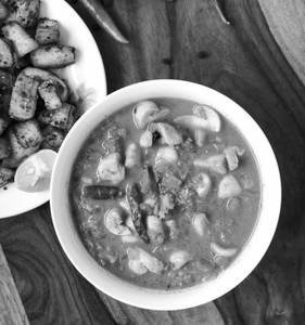 Kaju Mushroom Curry