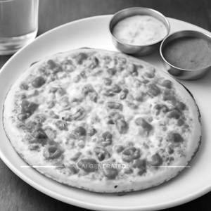 Cheese Tomato Onion Uttapam