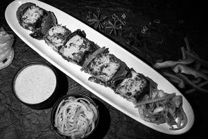 Bhatti Masala Paneer Tikka