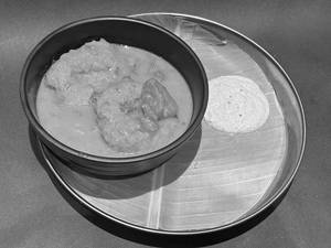Dip Medu Vada Spicy [2 Pieces]