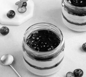 Blueberry Jar Cake