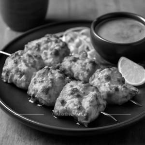 Chicken Lehsuni Tikka