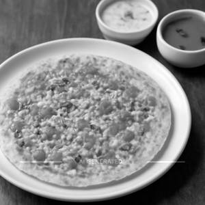 Onion tomato uthappam