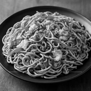 Egg Chilli Garlic Noodles