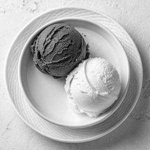 Gelato Al Cioccolato E Vaniglia