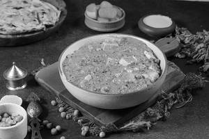 Matar Paneer